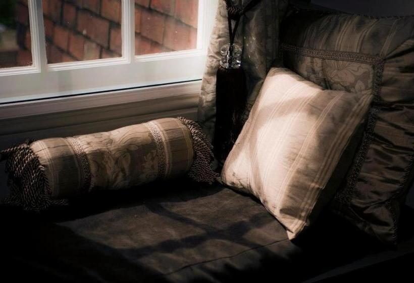 فندق صغير The George Inn