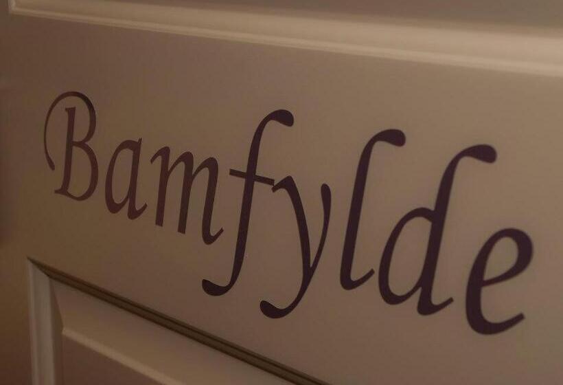 فندق صغير The George Inn