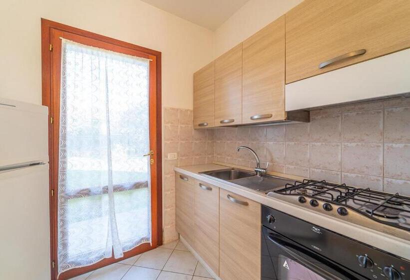 Iss Travel, L Uddastru Panoramic Apartments With Private Outdoor Terrace