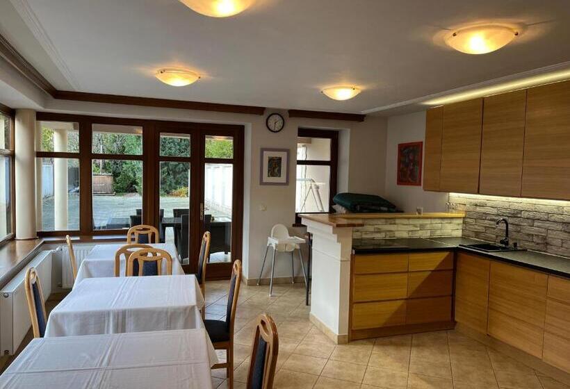 پانسیون Aranykert Vendégház