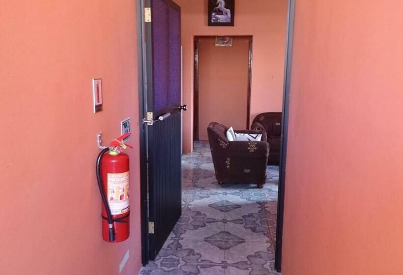 פנסיון Casa De Lewis