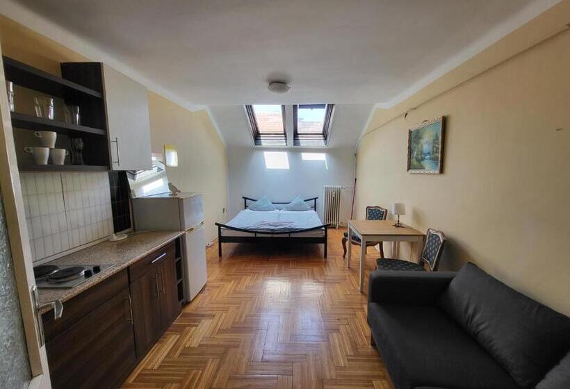 پانسیون Casa Nora