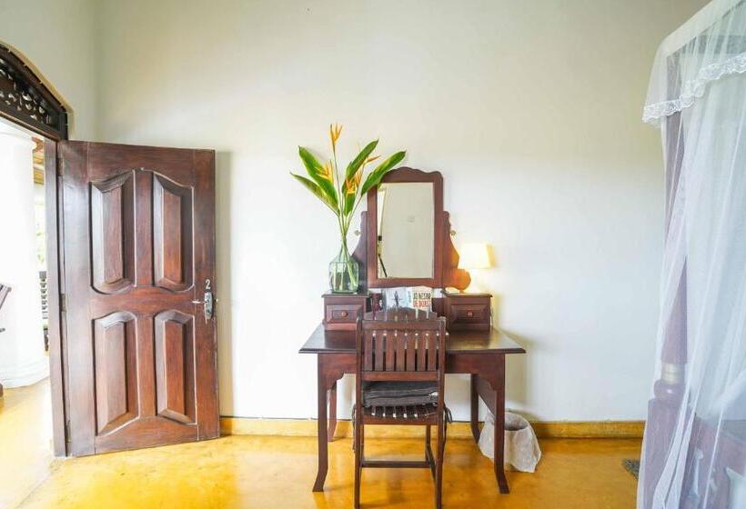 ペンション Fort Dew Guest House