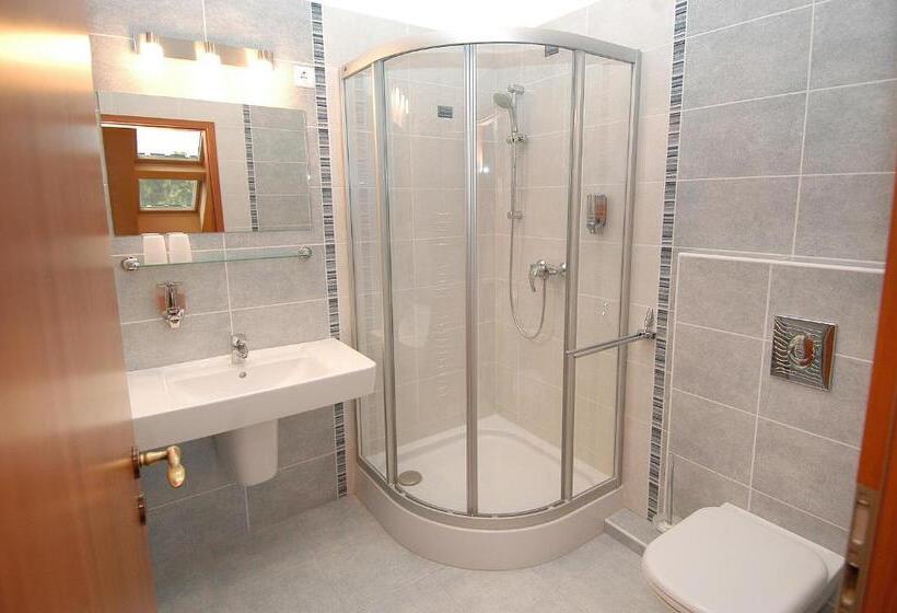 פנסיון Tündérpart Vendégház