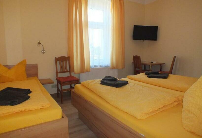 Pension Am Elberadweg