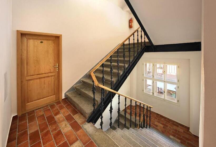 膳宿费 Penzion Rozmarýna