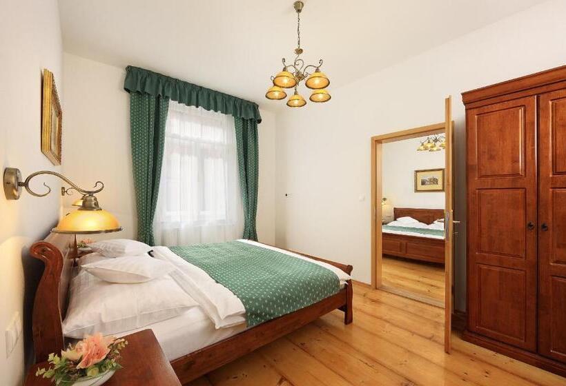 膳宿费 Penzion Rozmarýna