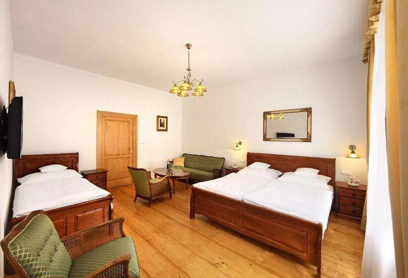 膳宿费 Penzion Rozmarýna