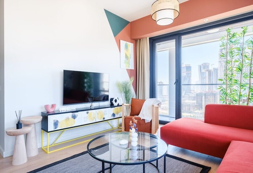 Roya Nova Residence By Newinn