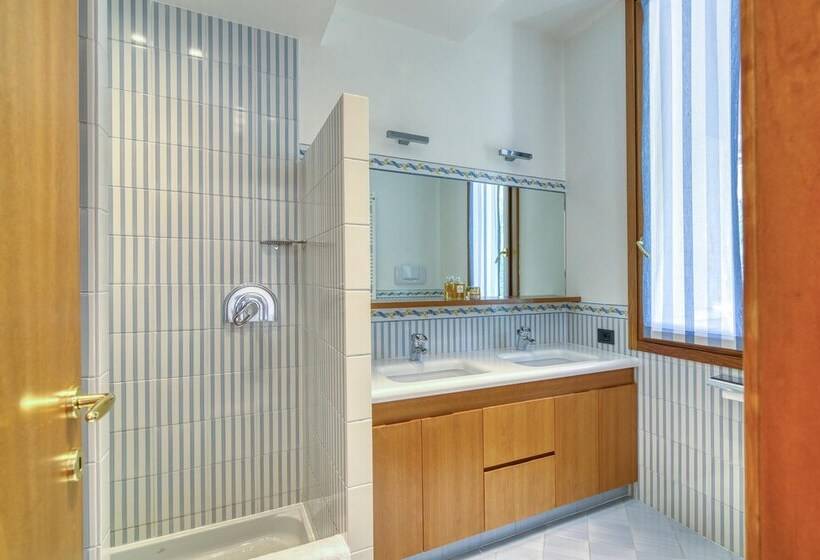 Villa Bella Elena Private Swimming Pool   Happy Rentals