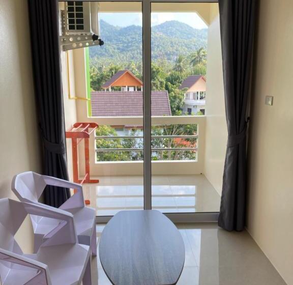 הוסטל Budchui Guesthouse