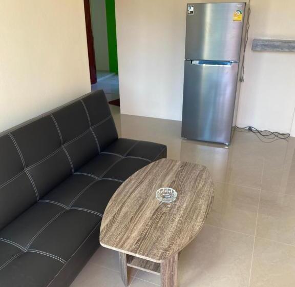 הוסטל Budchui Guesthouse