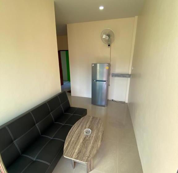 הוסטל Budchui Guesthouse