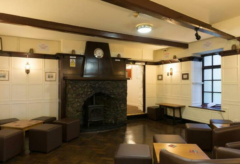 הוסטל Drovers Arms