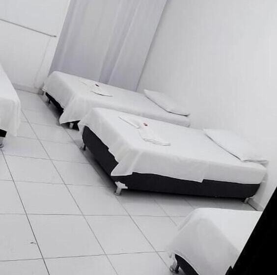 Aparta Hotel El Cacique Upar