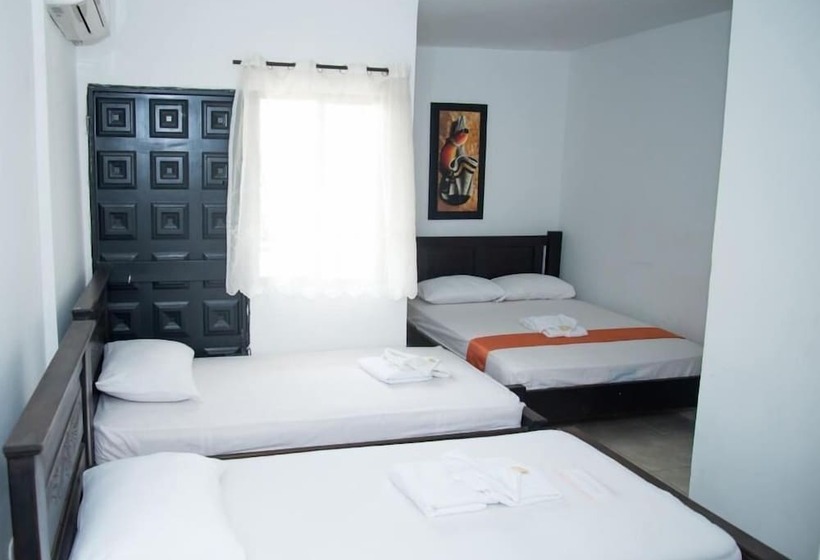 Aparta Hotel El Cacique Upar