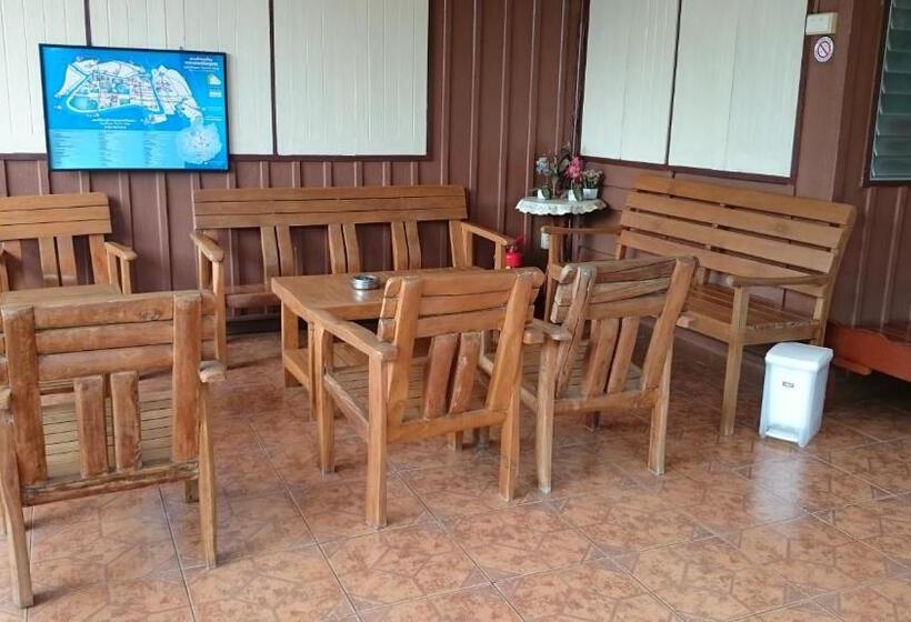 צימר Chantana House Ayutthaya