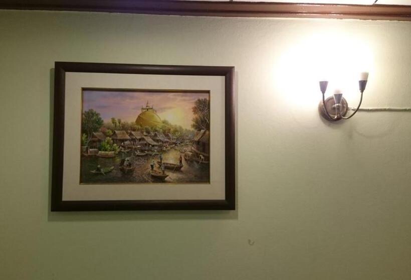 צימר Chantana House Ayutthaya