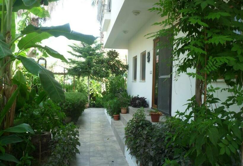 تختخواب و صبحانه Dalyan Garden Pension