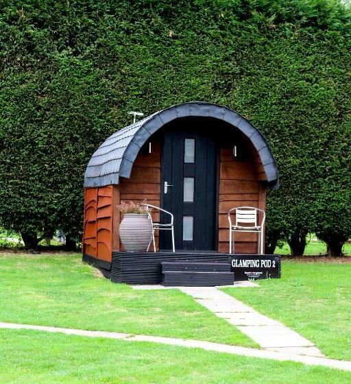 مبيت وإفطار Old Hall House, Nec