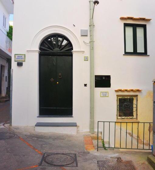 مبيت وإفطار Casa Costanza