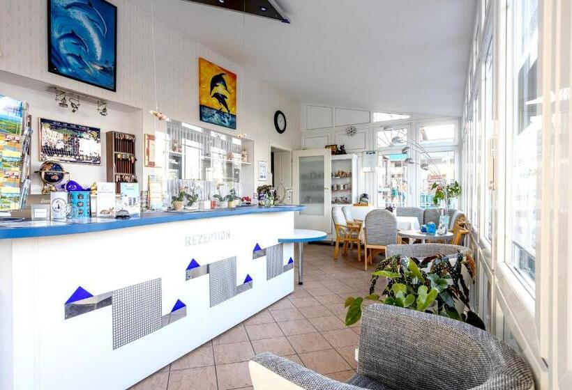 Familien  Und Aparthotel Strandhof