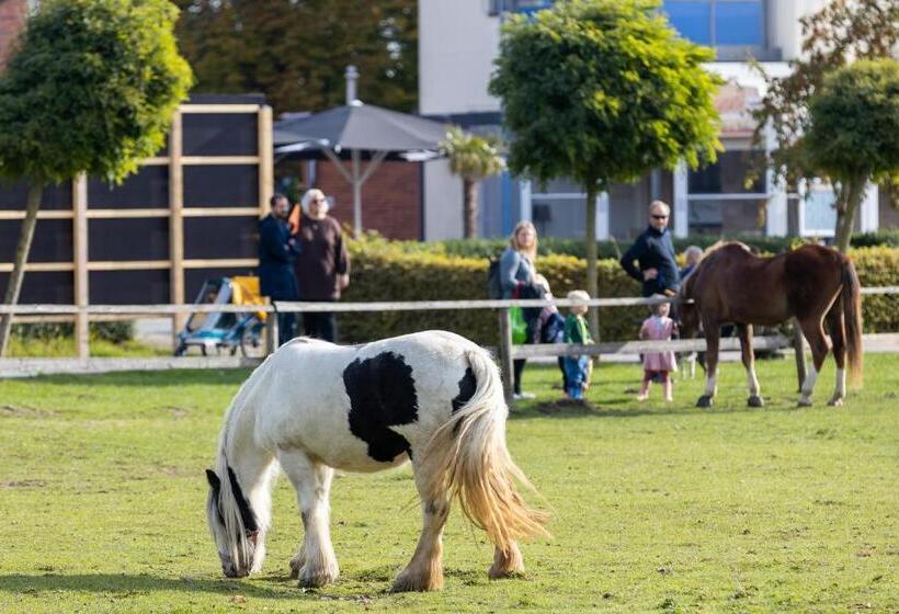Familien  Und Aparthotel Strandhof