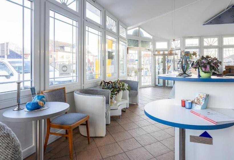 Familien  Und Aparthotel Strandhof