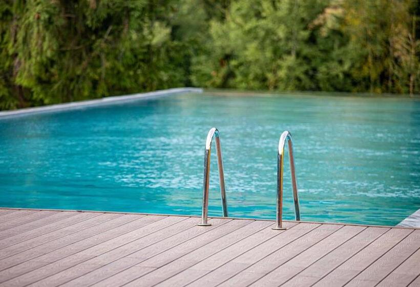 هتل красна поляна Family Club Resorts