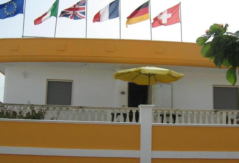 בית מלון כפרי Albergo Europa