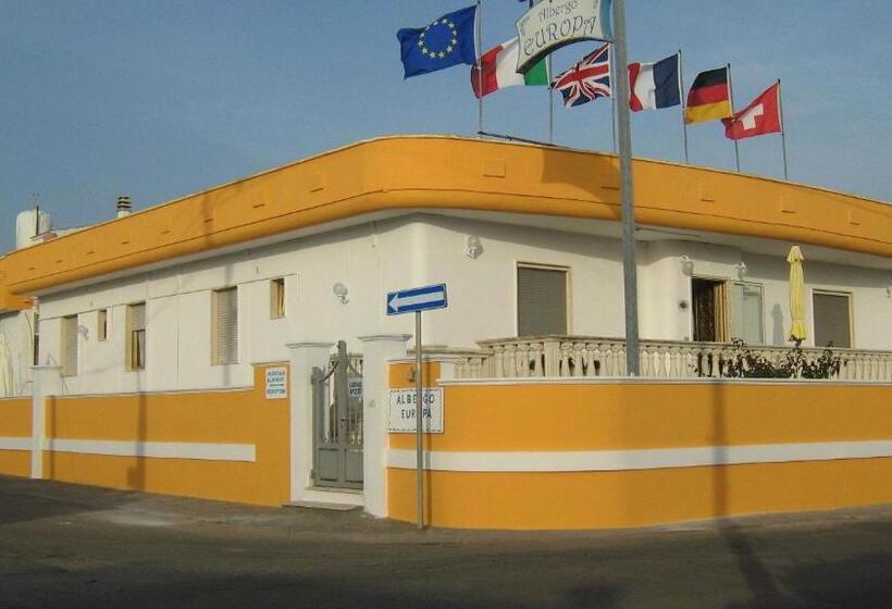 Отель Albergo Europa