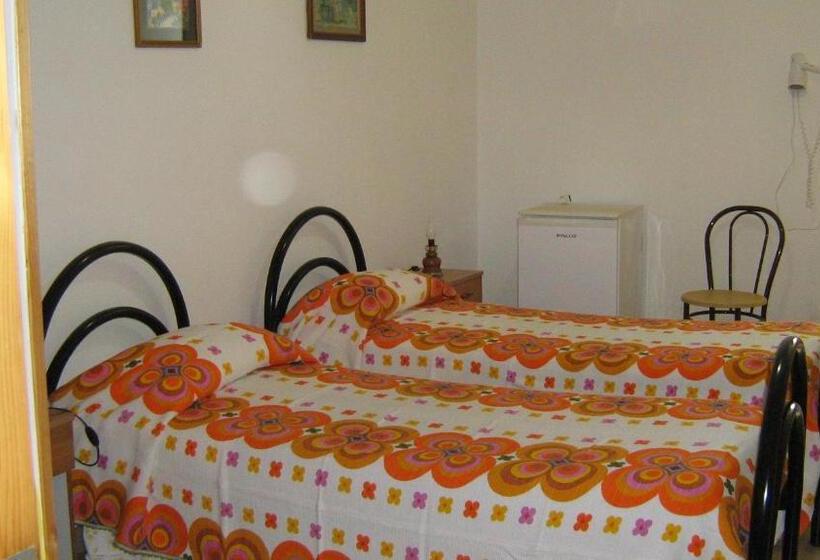 호텔 Albergo Europa