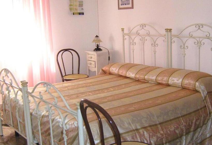 בית מלון כפרי Albergo Europa