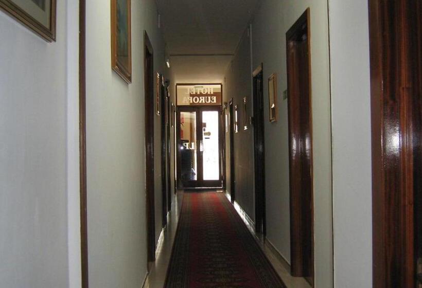 בית מלון כפרי Albergo Europa