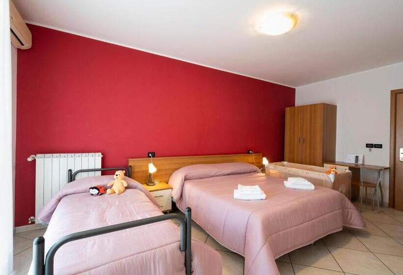 בית מלון כפרי D Atri