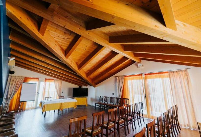 בית מלון כפרי D Atri