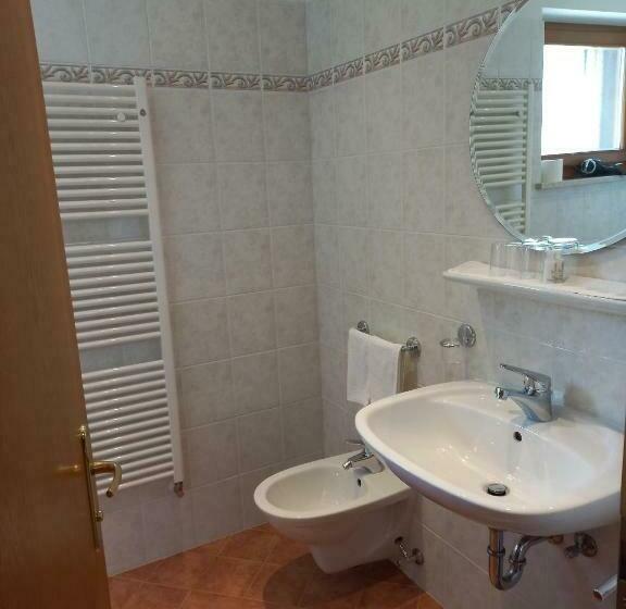 ホテル Garnì Piz Da L Ander