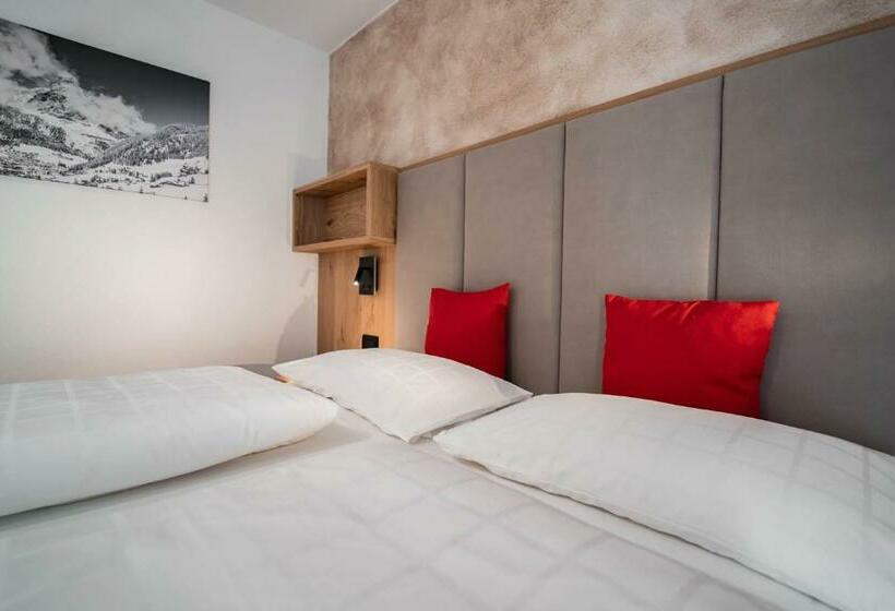 ホテル Garnì Piz Da L Ander