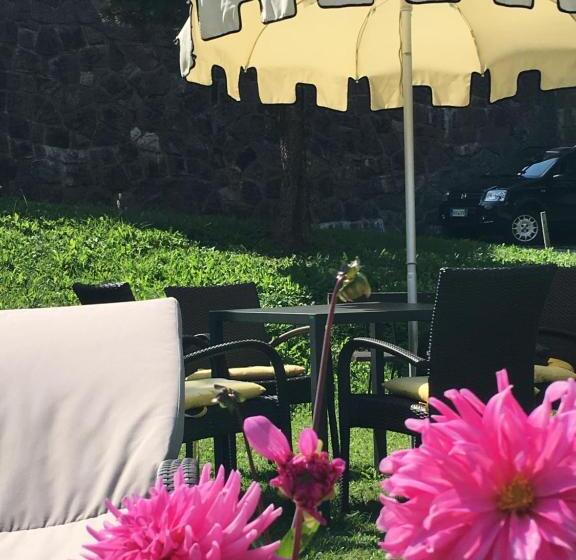 Отель Garni Toni