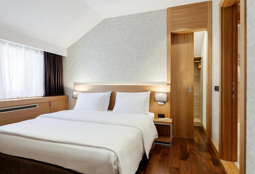 هتل Grand Kopaonik