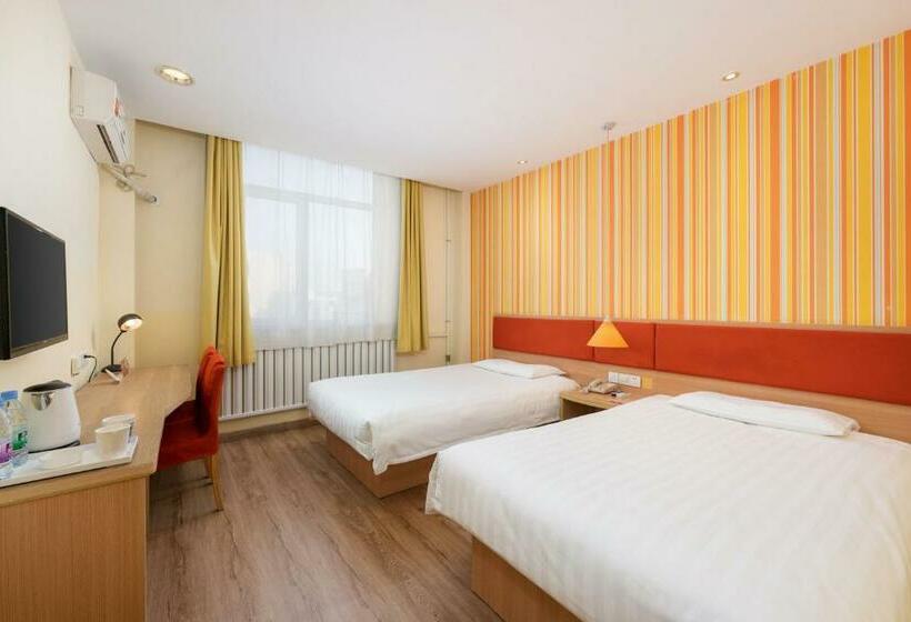 Отель Home Inn Dalian North Railway Station