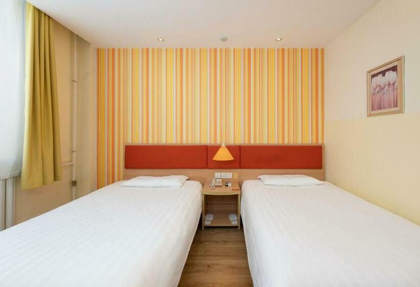 Отель Home Inn Dalian North Railway Station