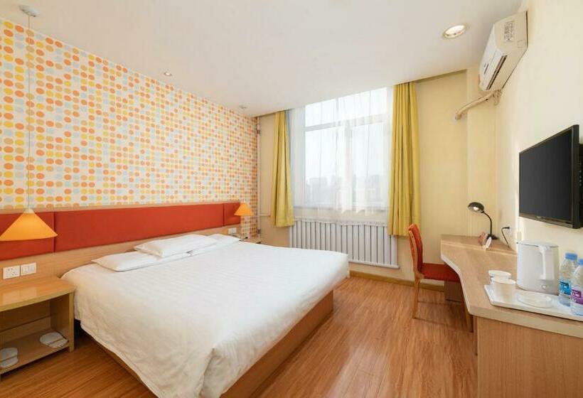 Отель Home Inn Dalian North Railway Station