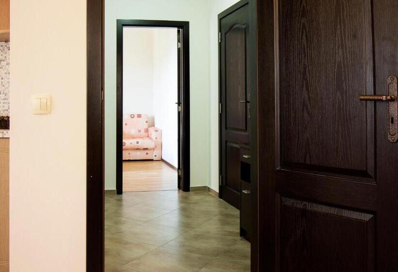 酒店 Ivatea Family