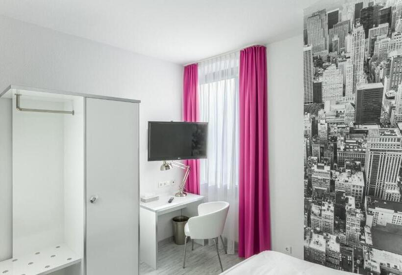 호텔 L Adresse Garni