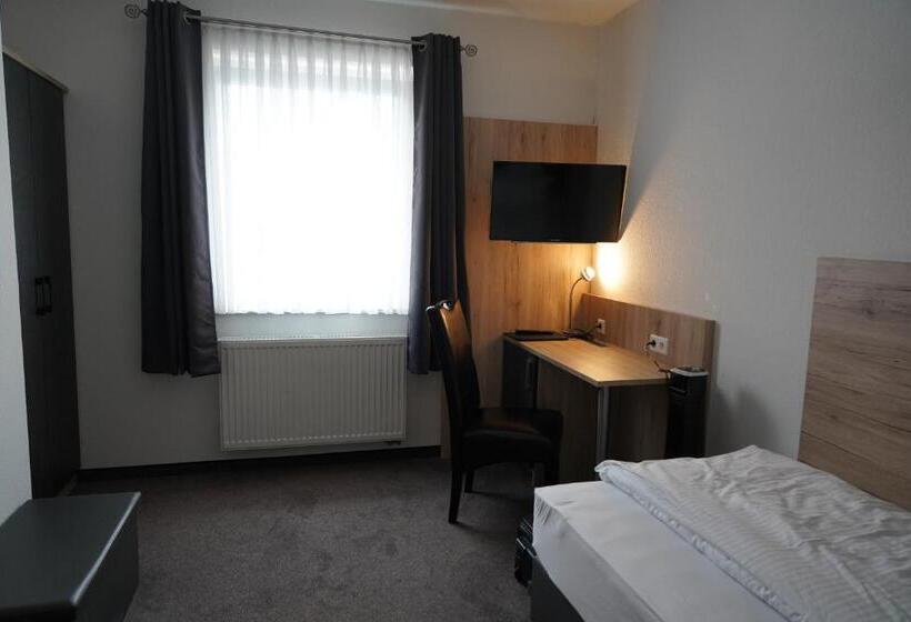 בית מלון כפרי & Restaurant Blume