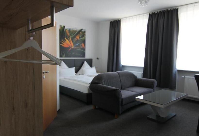 בית מלון כפרי & Restaurant Blume