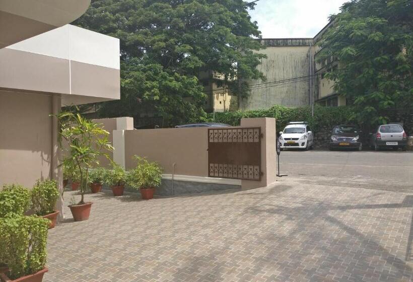 酒店 Safire Residency