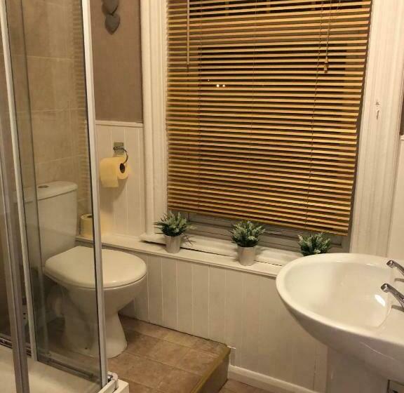 فندق Station Inn