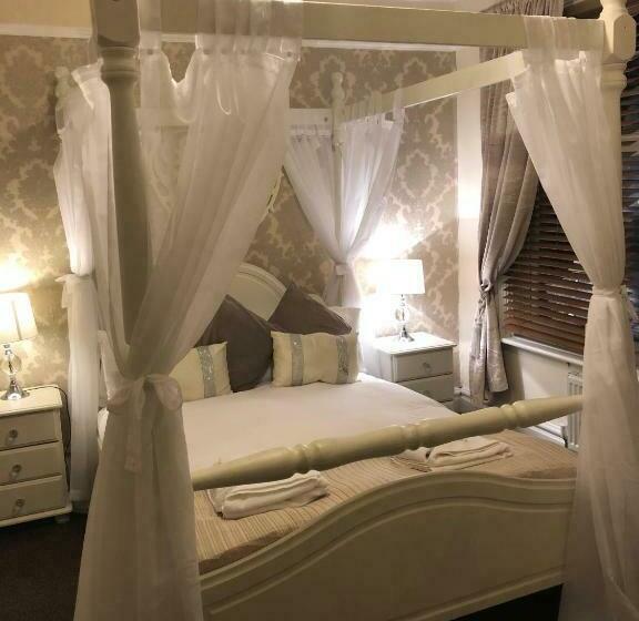 فندق Station Inn